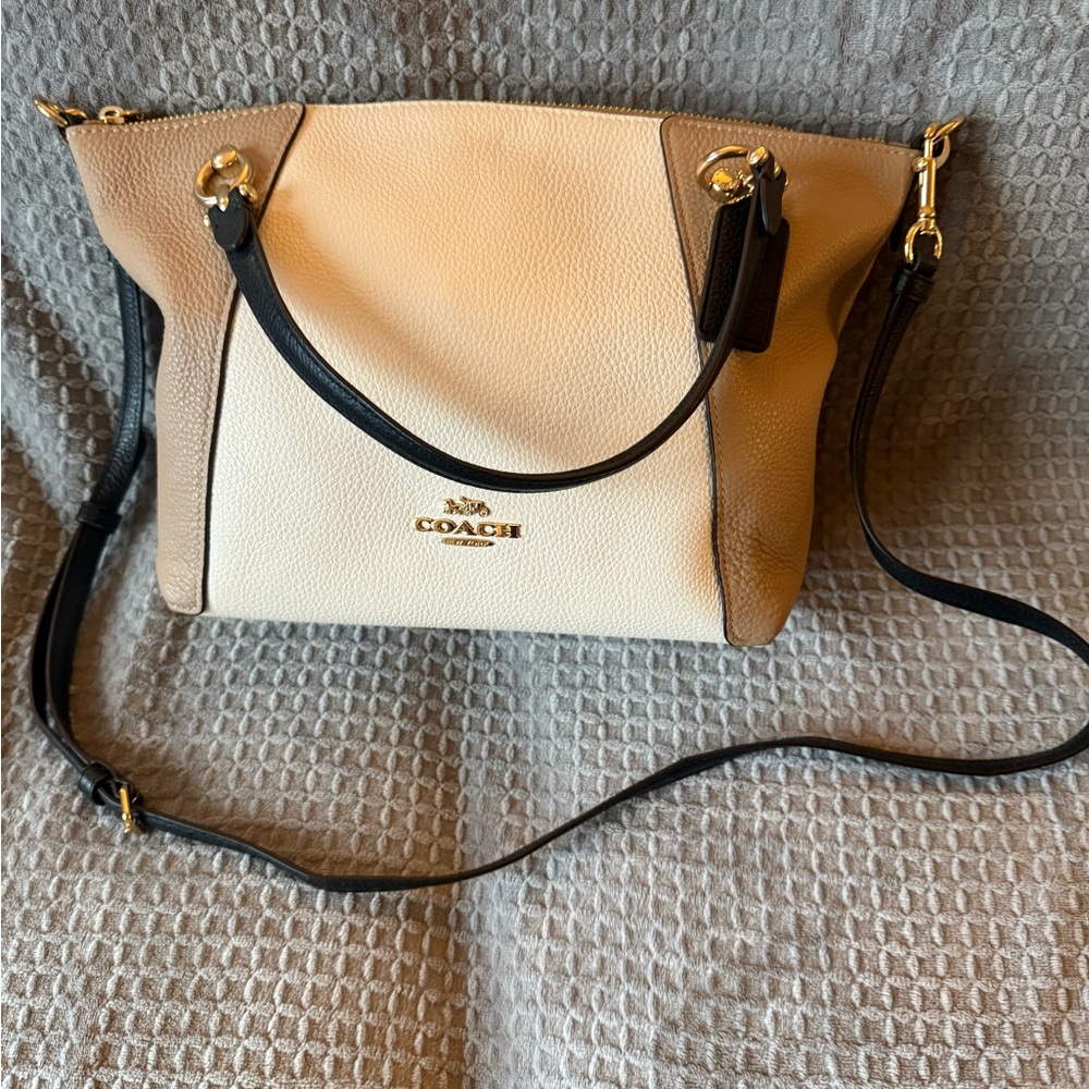 Coach Cream and Tan Leather Shoulder Bag with Gold Hardware